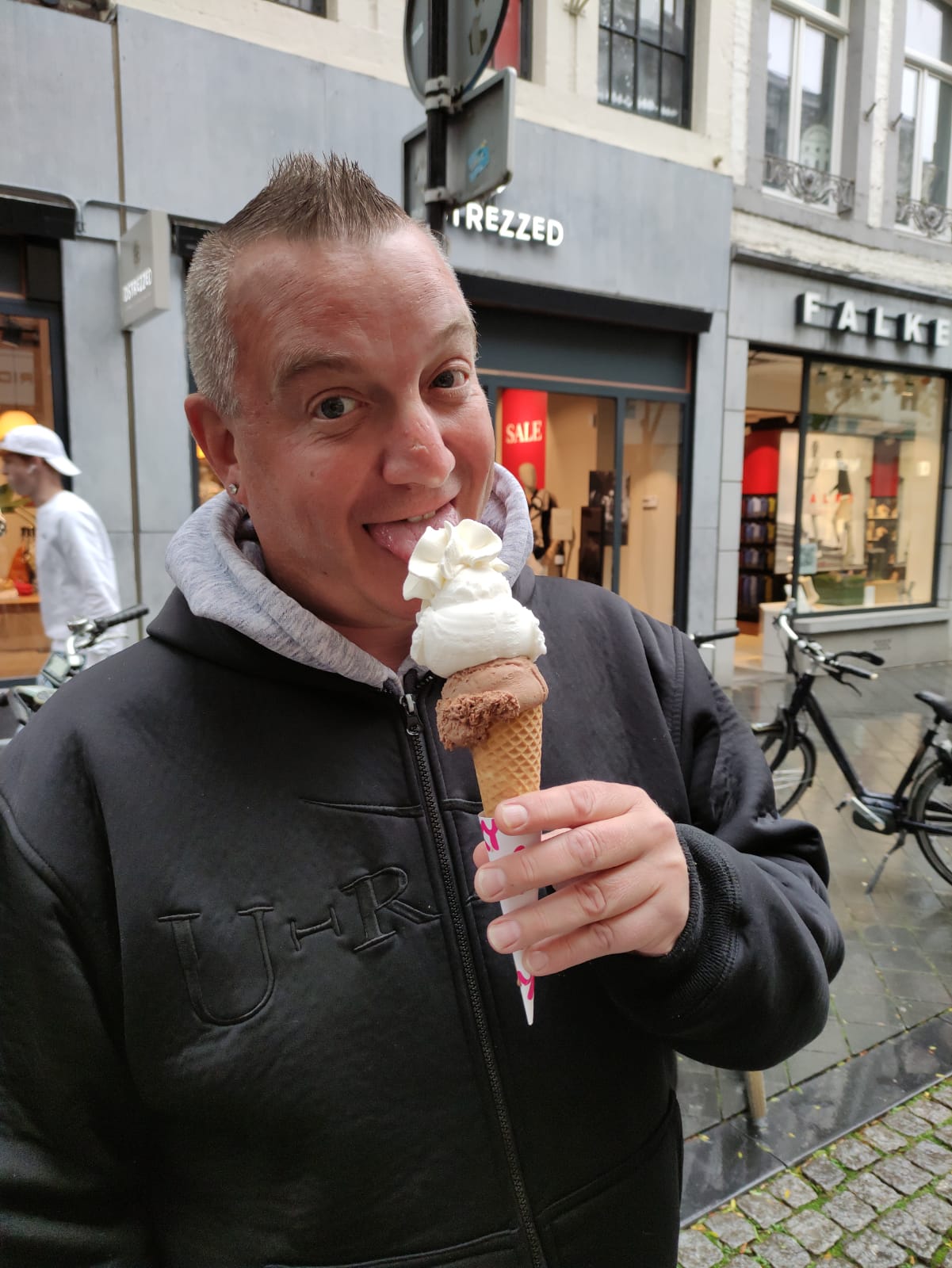 Teodor - Tournai - Hainaut | Rencontre gay