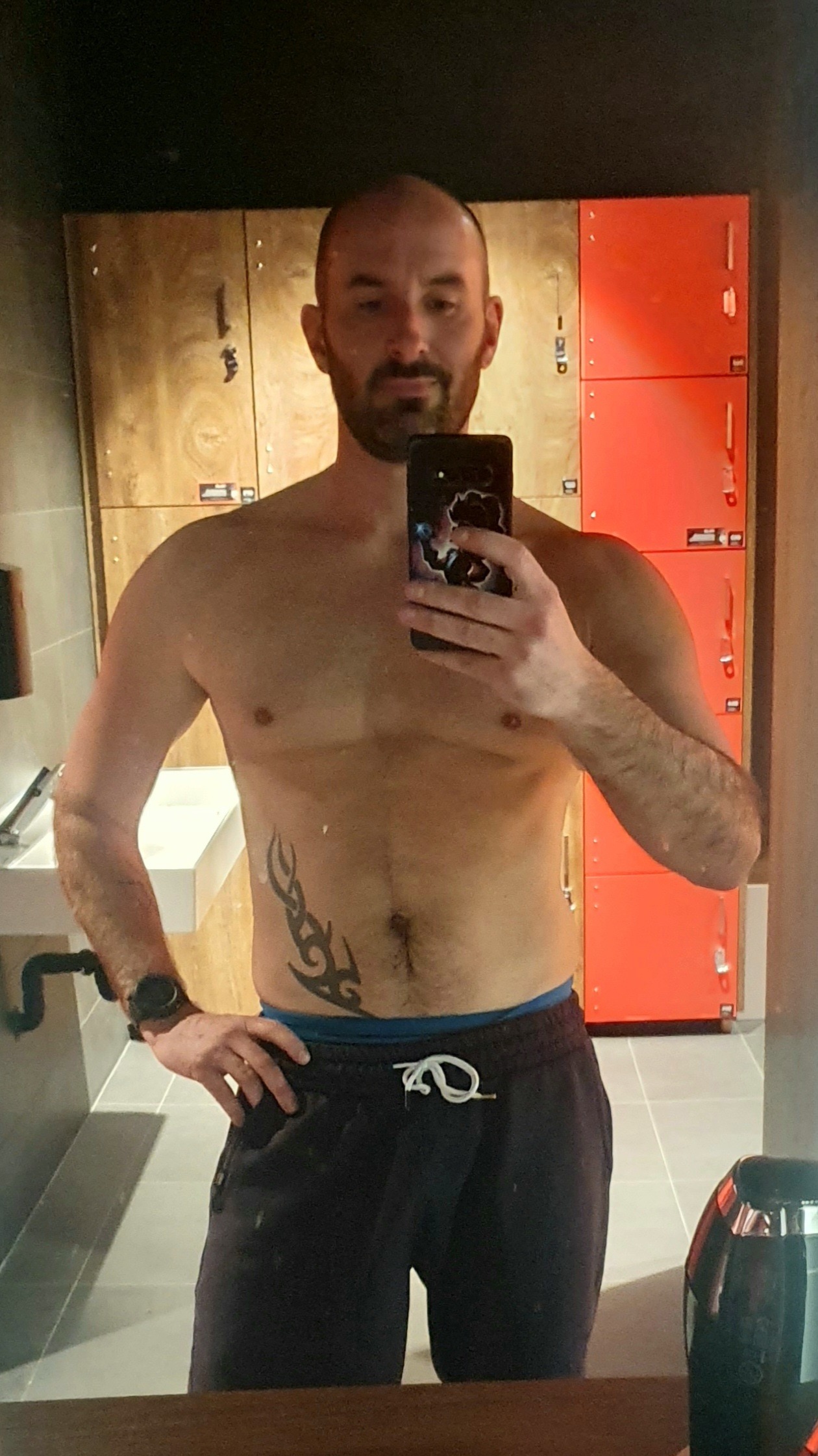 Faris - Raeren - Liège | Rencontre gay
