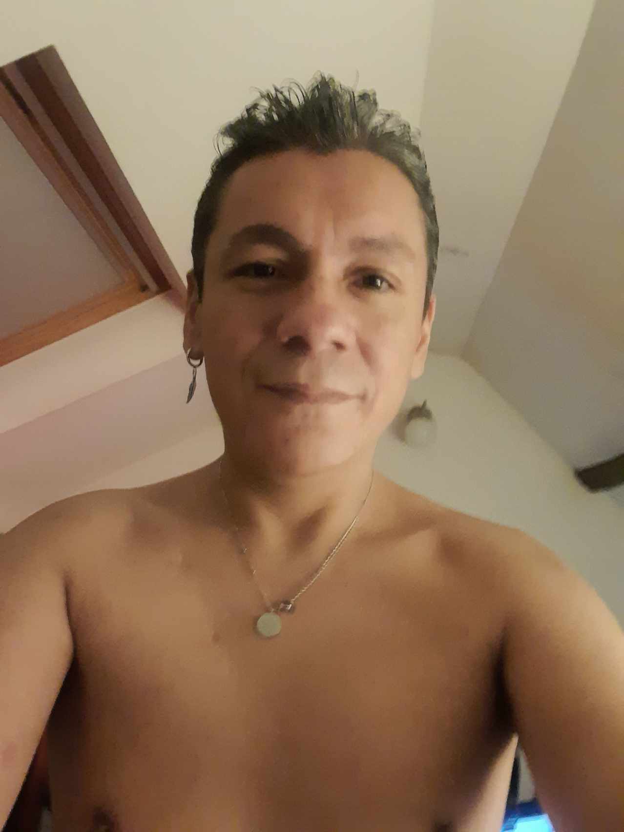 Alae - Rumes - Hainaut | Rencontre gay