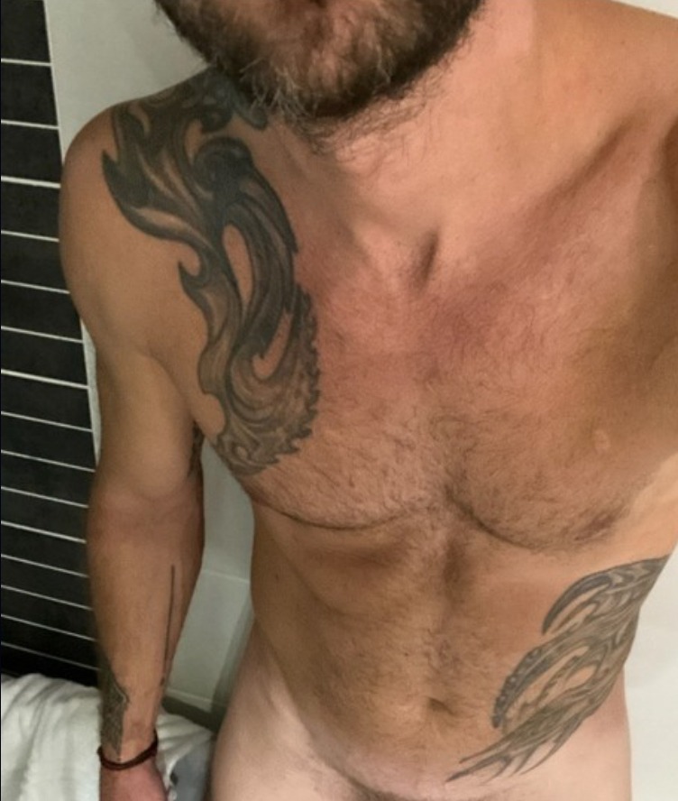 Davi - Momignies - Hainaut | Rencontre gay