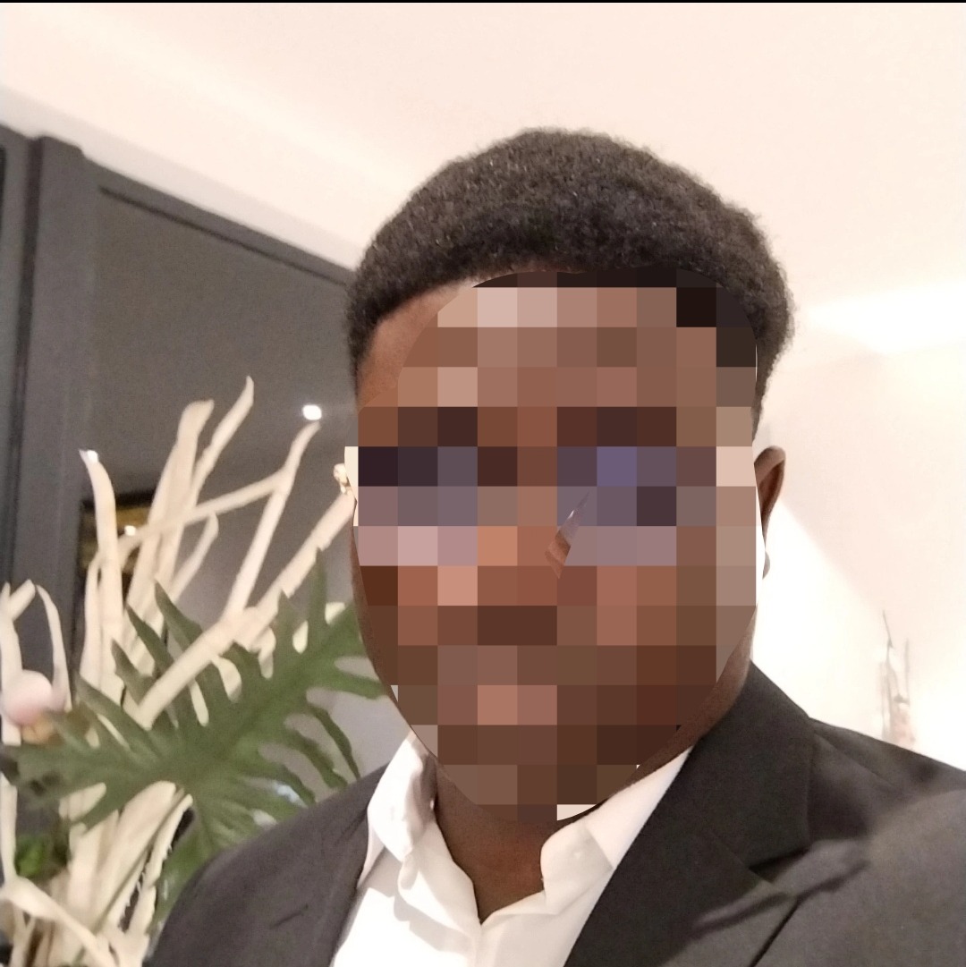Elvis - Chiny - Luxembourg | Rencontre gay